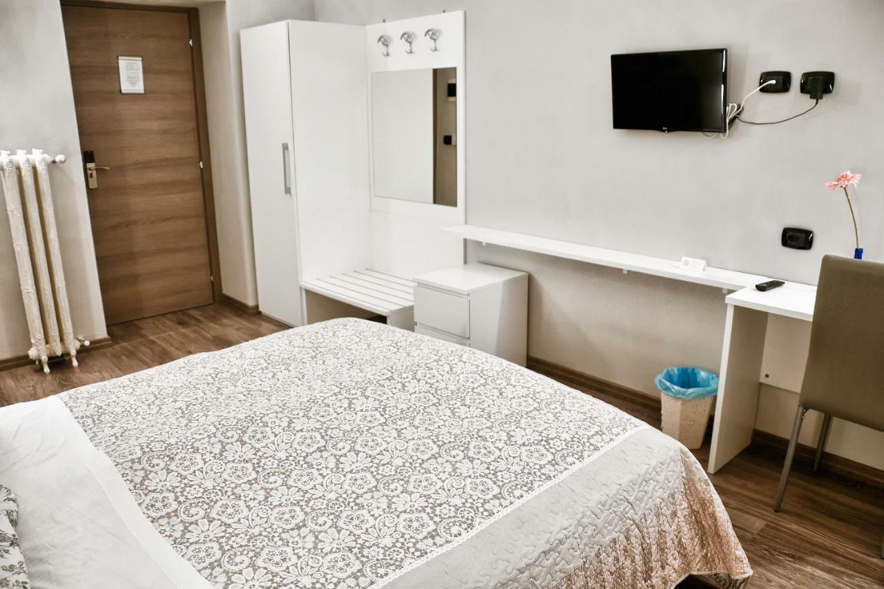 Flaneur Hotel Turin Bagian luar foto