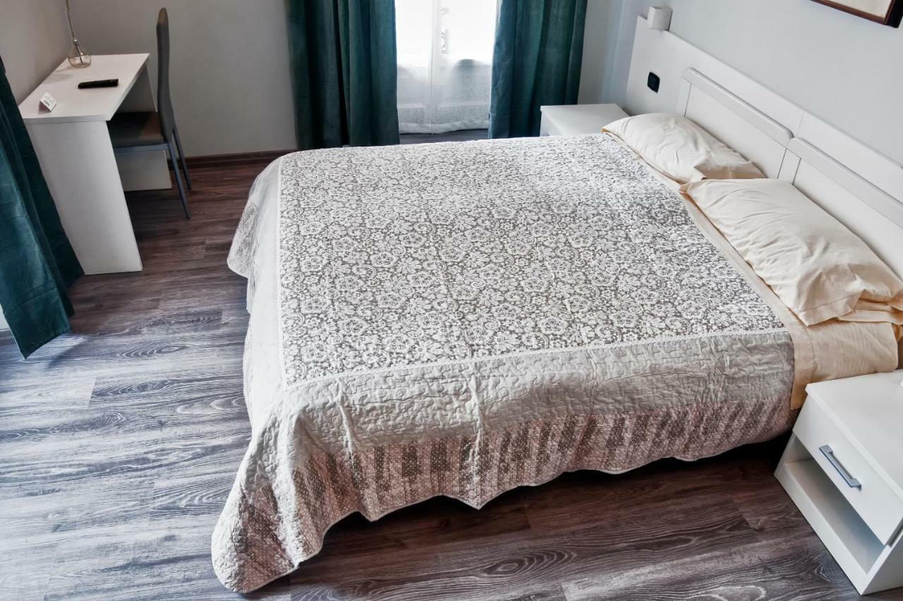 Flaneur Hotel Turin Bagian luar foto